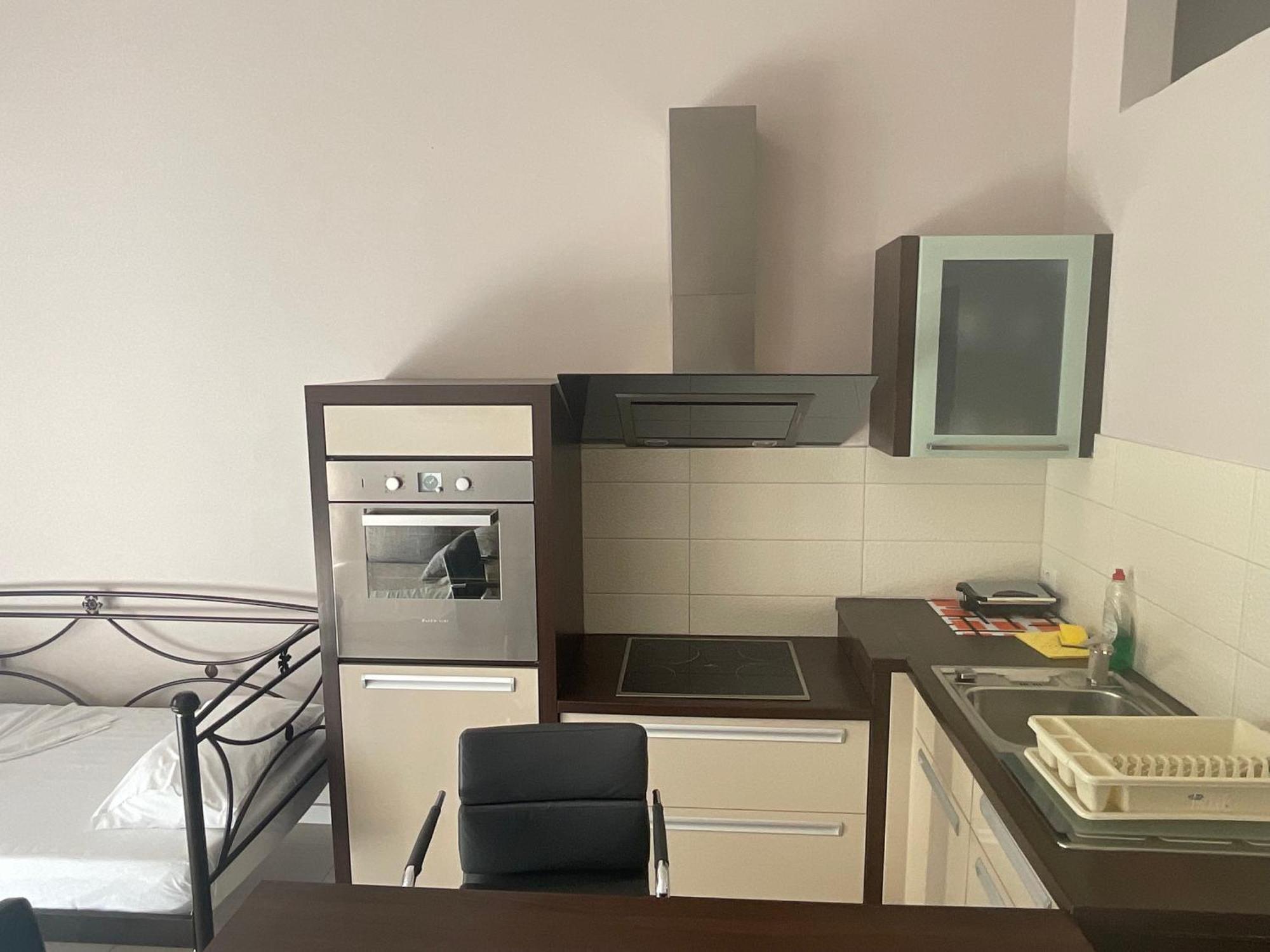 Mojito Beach Apartments With Free Parking Sarandë Eksteriør billede